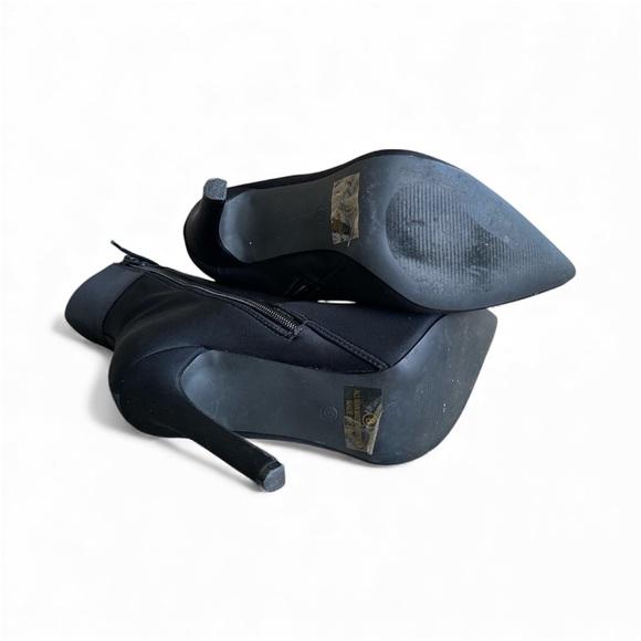 Elegant Black Satin Lace-Up Heeled Boots - Picture 6 of 9